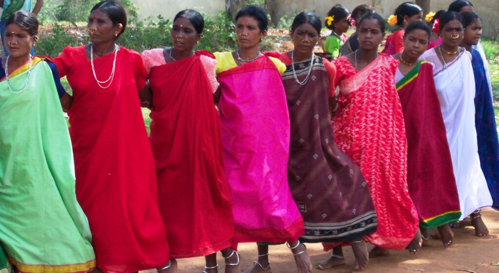 araku tribal dancers
